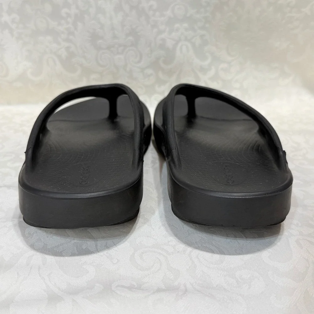OOFOS OOriginal Recovery Sandal Unisex M10 W12 Black Post Workout Flip Flop